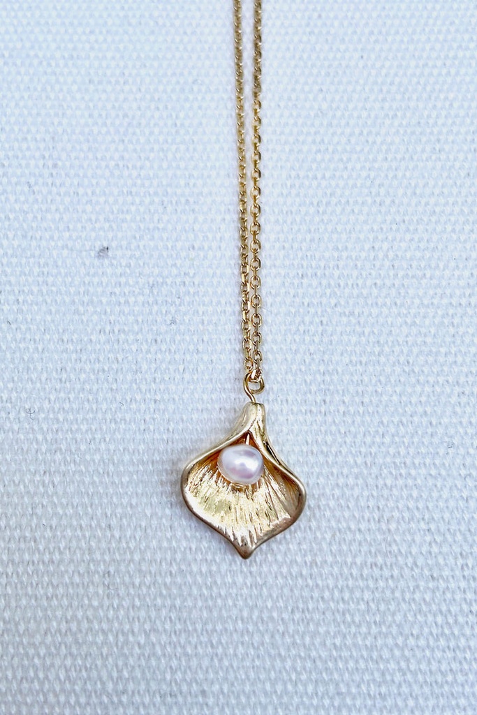 Calla Lily Necklace